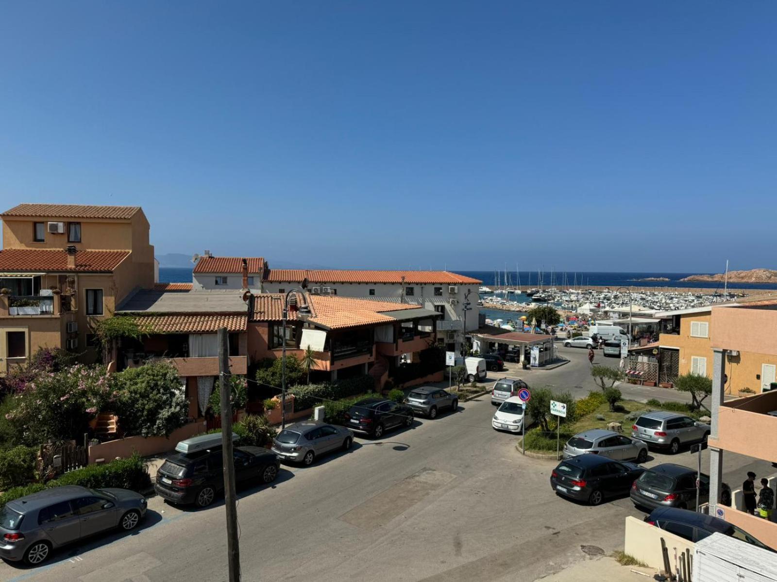 Borgo Spiaggia อิโซลา โรสซา ภายนอก รูปภาพ